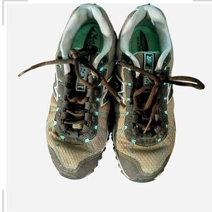 New Balance Gray and Teal Sneakers